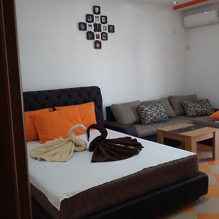 Apartments Aza Dobra Voda Ngoại thất bức ảnh