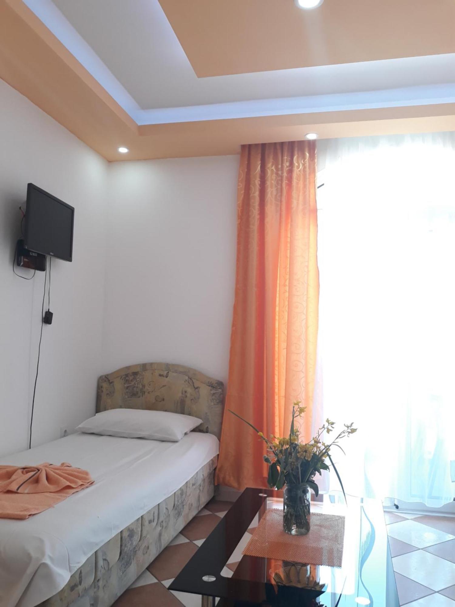 Apartments Aza Dobra Voda Phòng bức ảnh