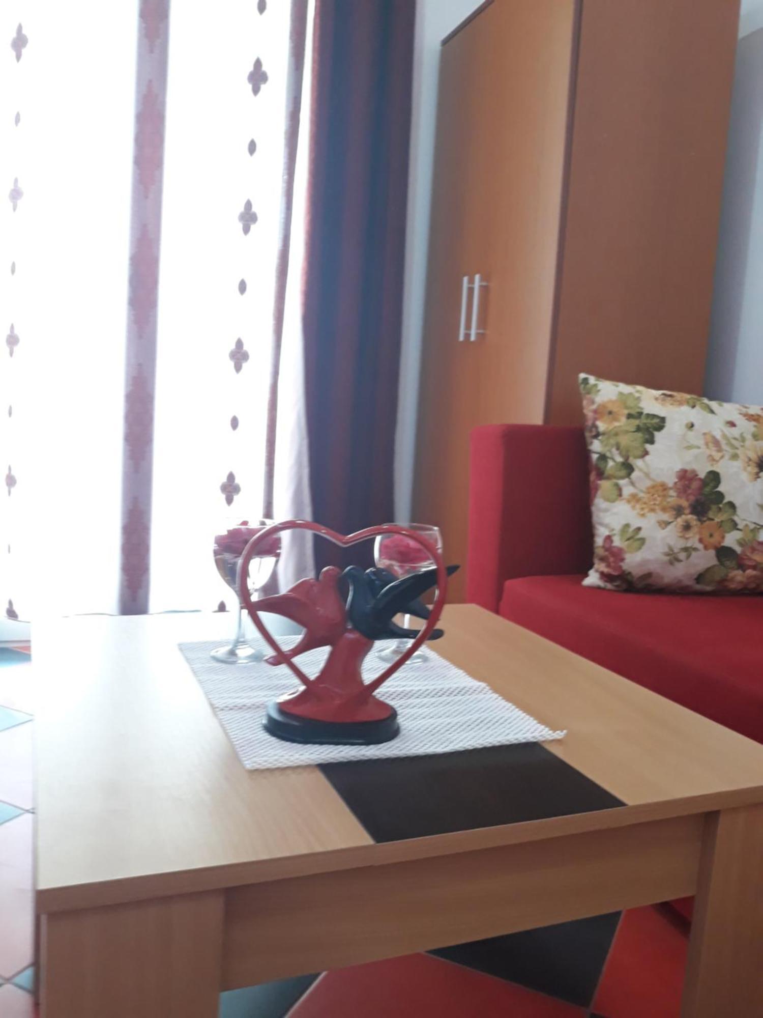 Apartments Aza Dobra Voda Phòng bức ảnh