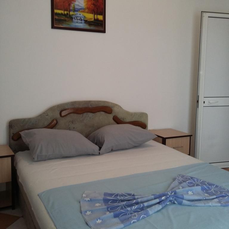 Apartments Aza Dobra Voda Ngoại thất bức ảnh