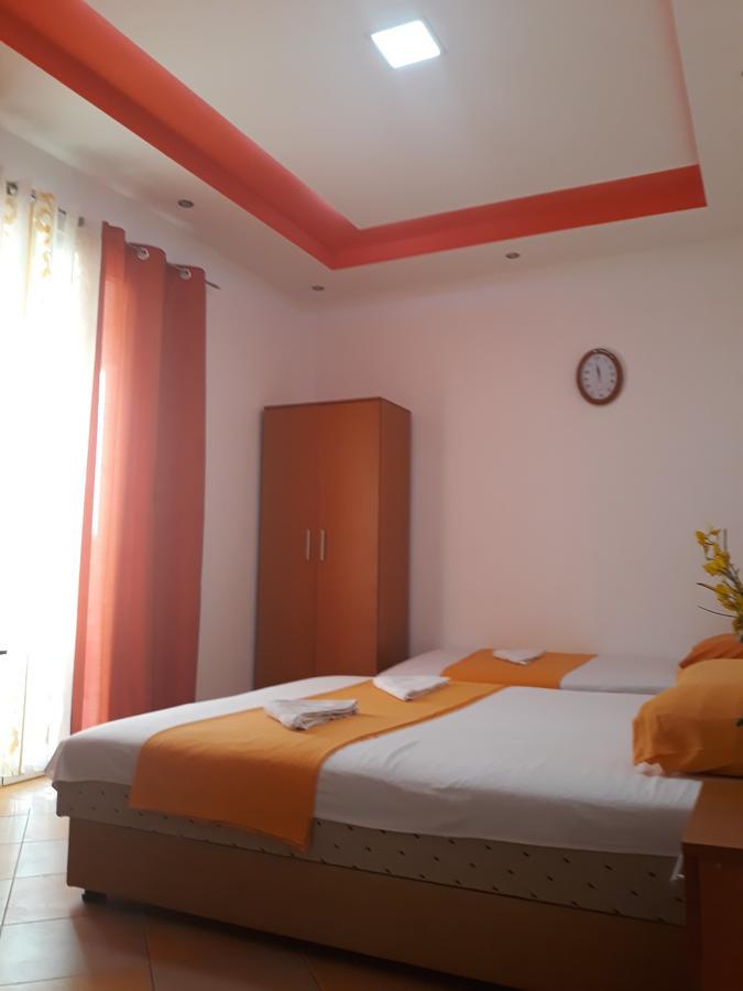 Apartments Aza Dobra Voda Ngoại thất bức ảnh