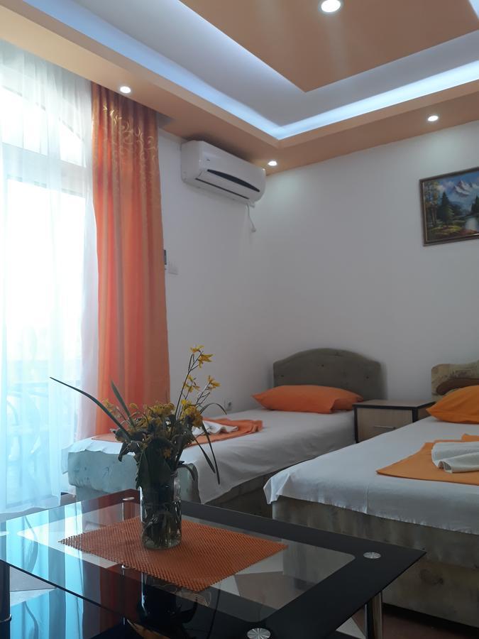 Apartments Aza Dobra Voda Ngoại thất bức ảnh