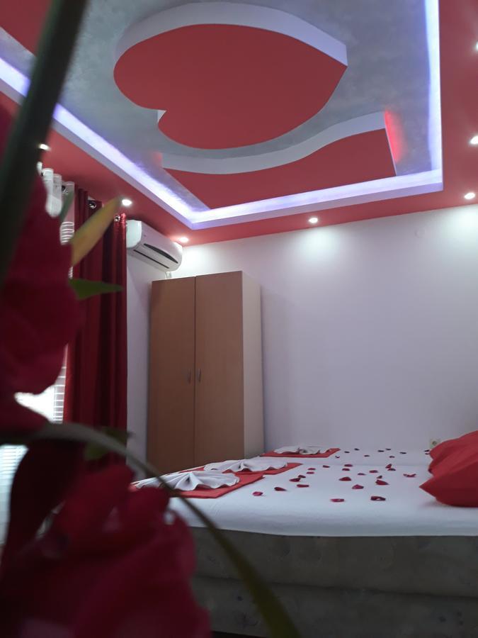 Apartments Aza Dobra Voda Ngoại thất bức ảnh