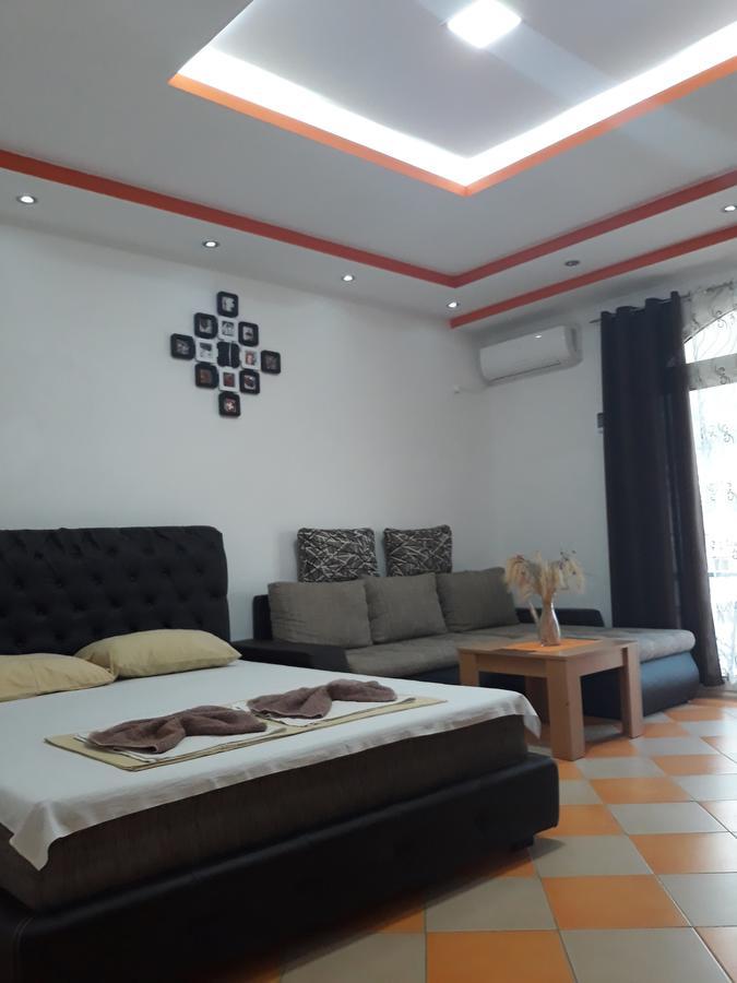 Apartments Aza Dobra Voda Ngoại thất bức ảnh
