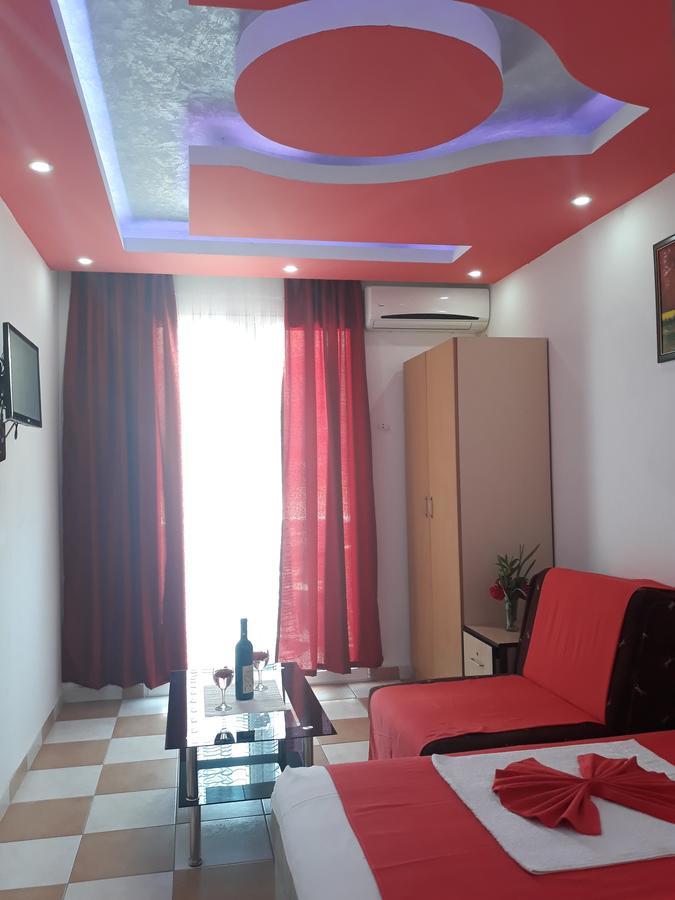 Apartments Aza Dobra Voda Ngoại thất bức ảnh